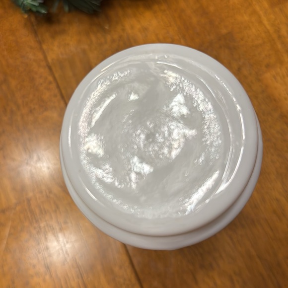 Hazel Atlas Vintage milk glass vase - Picture 3 of 3